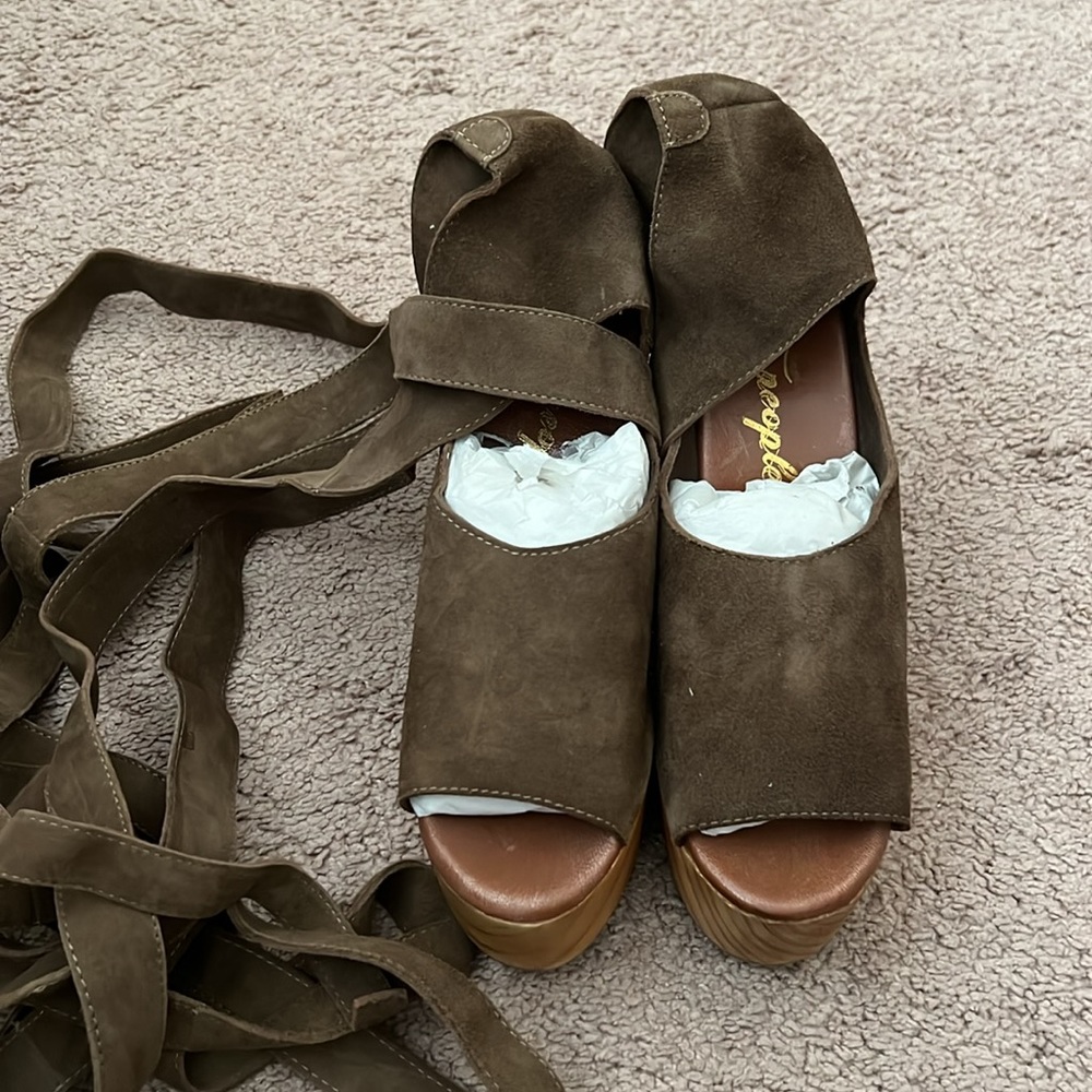 Free people , heels size 40 Brand New - Picture 5 of 6